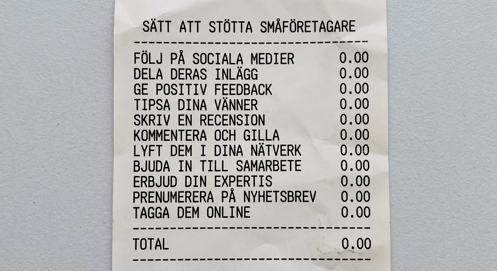 Kvitto med rubriken ”Sätt att stötta småföretagare” och en lista med gratis sätt att hjälpa, som att dela inlägg, skriva recensioner och tipsa vänner.